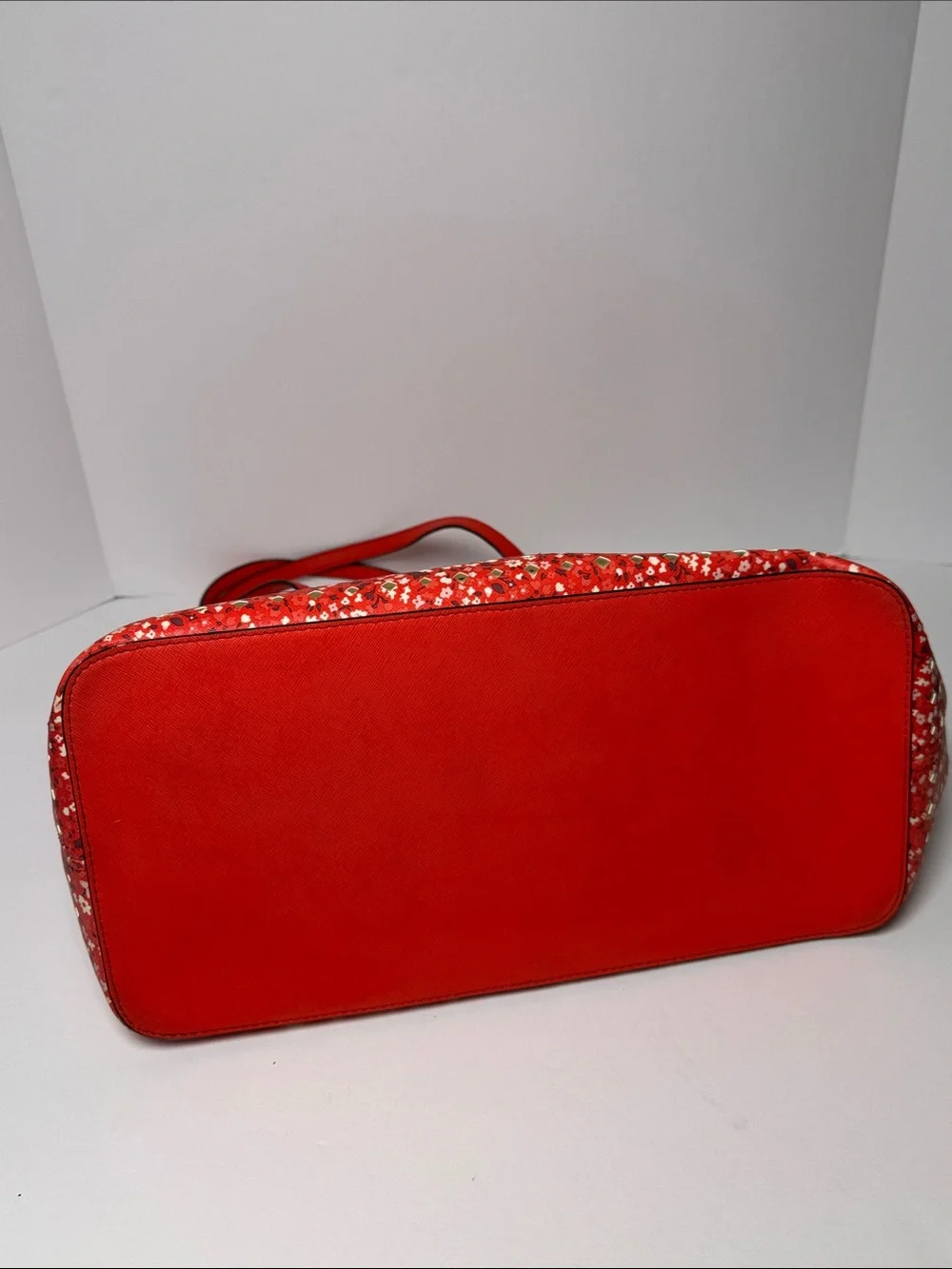 Michael Kors Jet Set Floral Red Metallic Details Tote Bag Signature Gold Charm